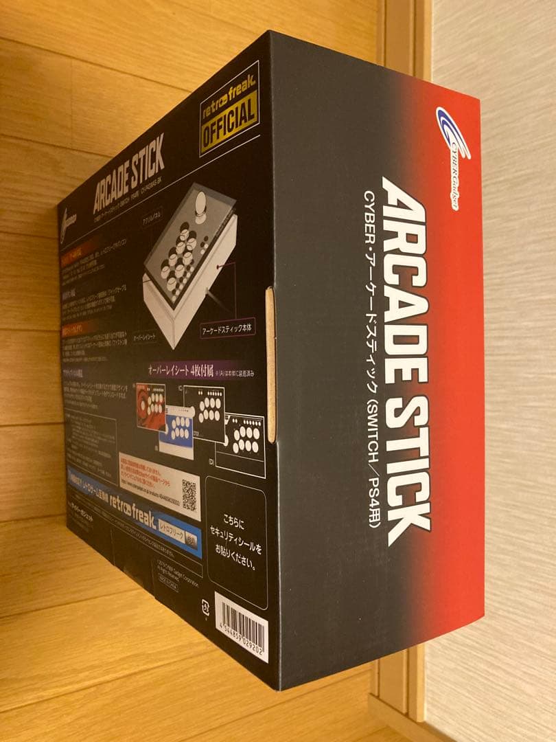 CYBER アーケードスティック ( PS4 / SWITCH ) 新品未開封品
