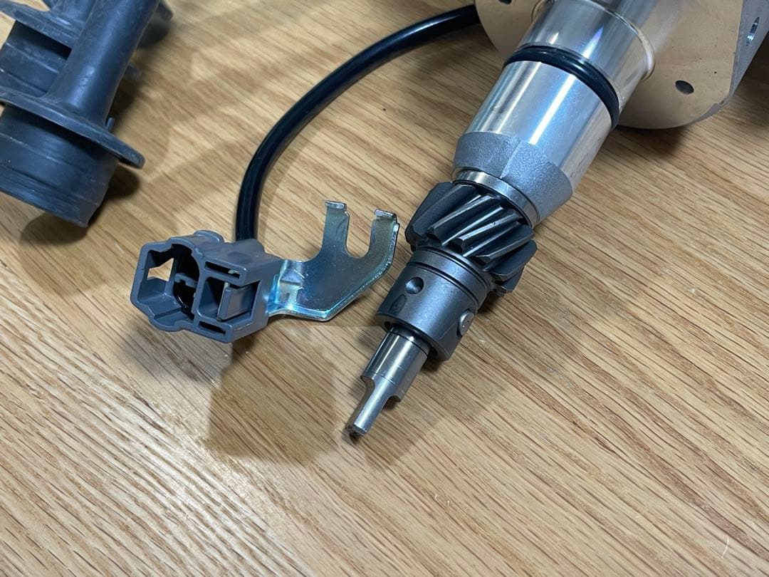 新品未使用、純正品トヨタ5k ディストリビュータ