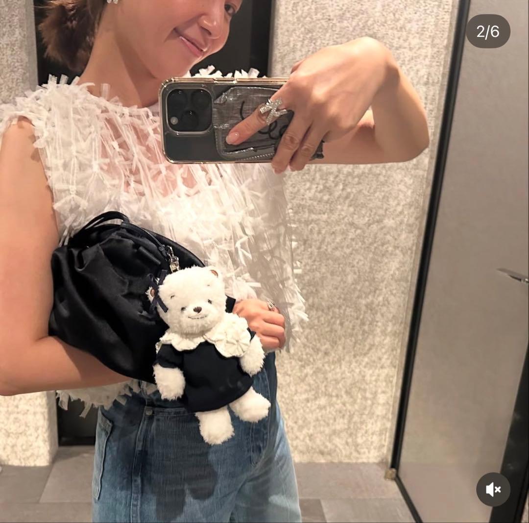 yori familiar コラボ　マシュマロクラッチバッグ　ピンク