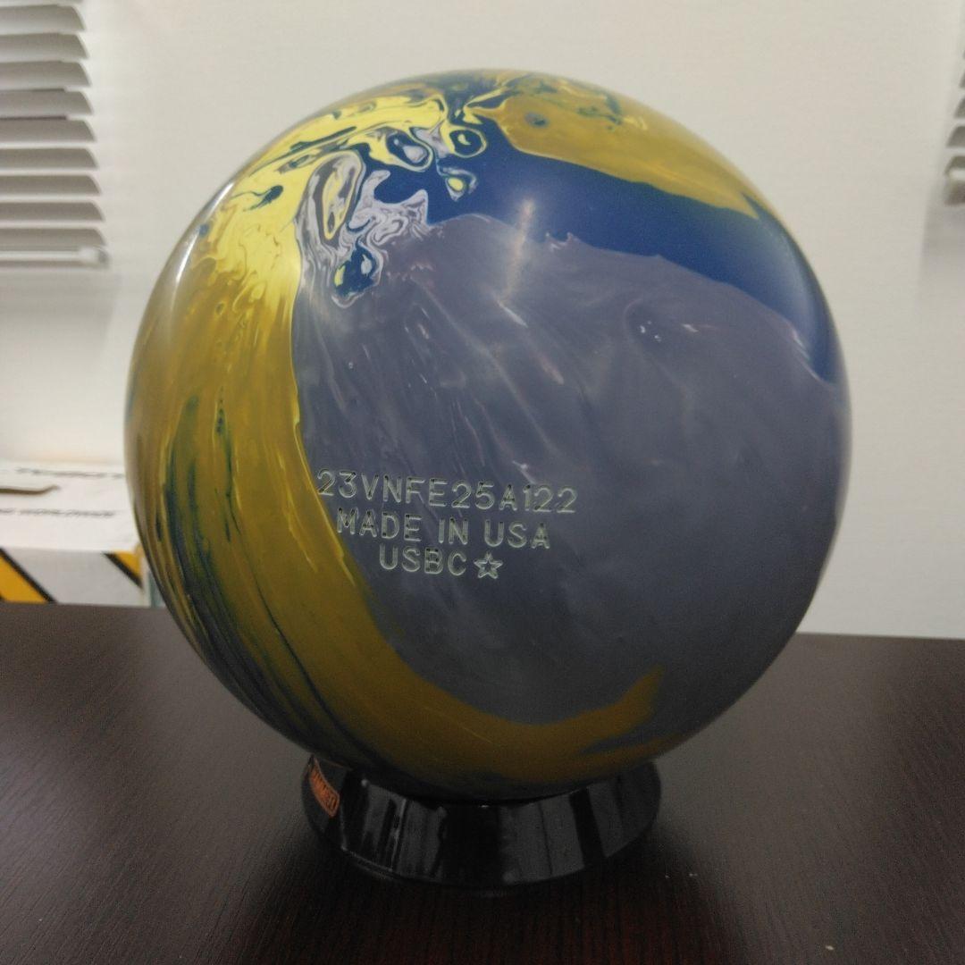 SUMMIT STORM ボウリングボール