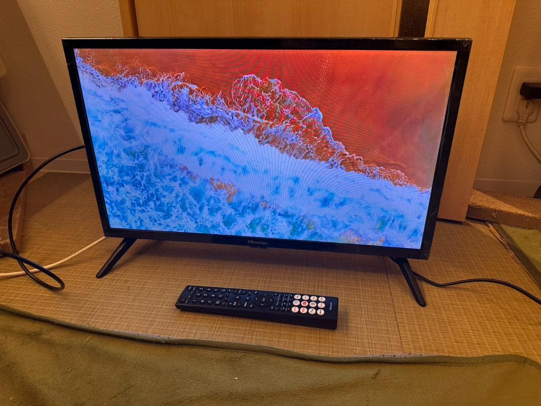 25年極々美品!ハイセンス hisense 24型　スマートテレビ 24YR4A
