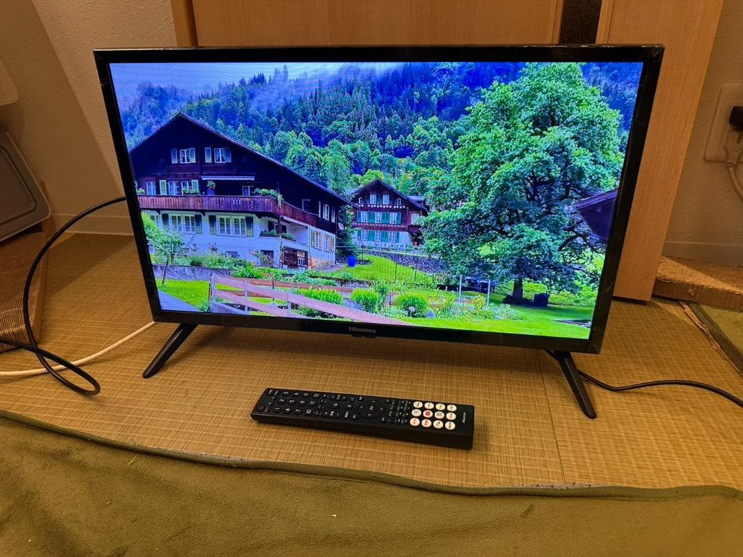 25年極々美品!ハイセンス hisense 24型　スマートテレビ 24YR4A