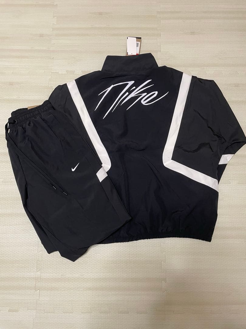 【新品未使用】Nike ウーブン　セットアップ　ダンス　バスケ