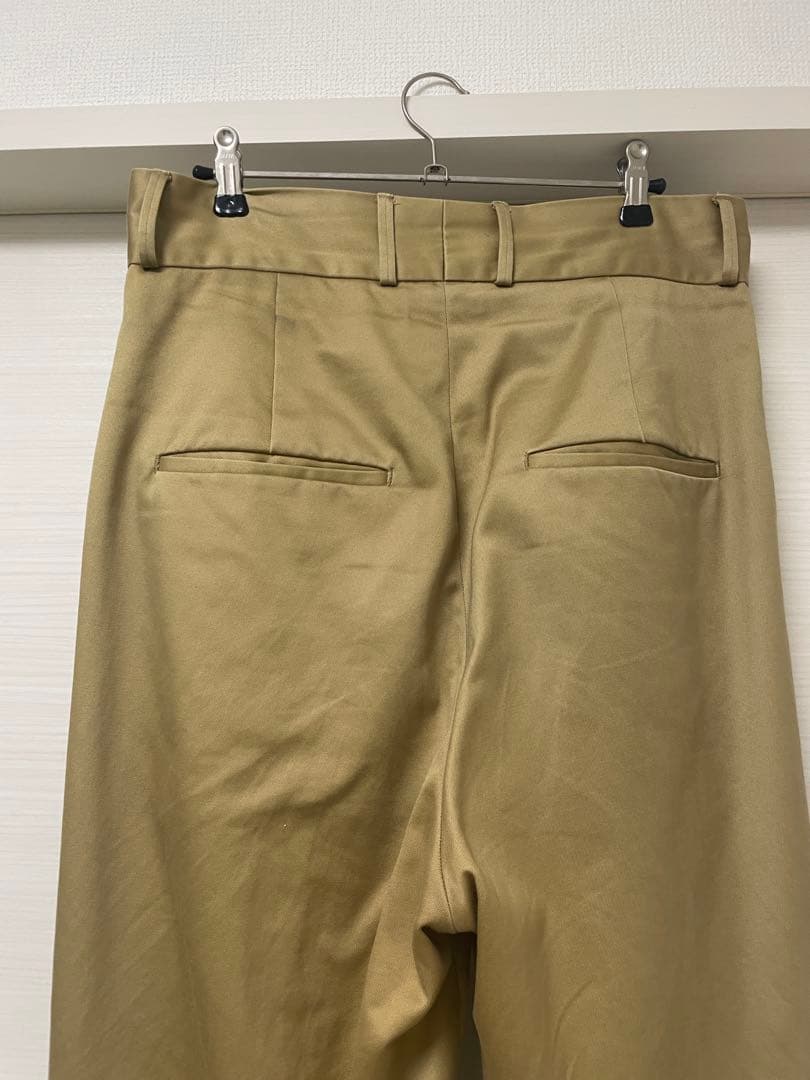 パンツ SOUMO BIG TUCK CHINO (BEIGE)