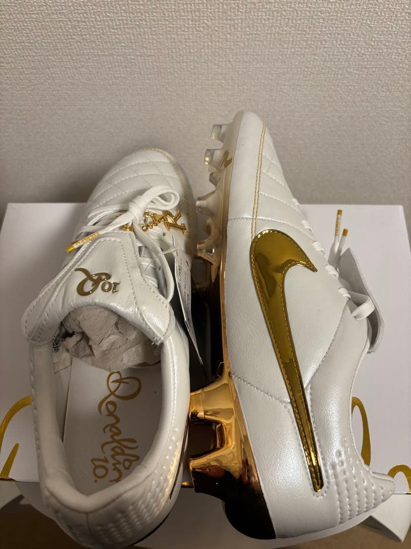 Ronaldinho×NikeTiempoLegend FG26cm