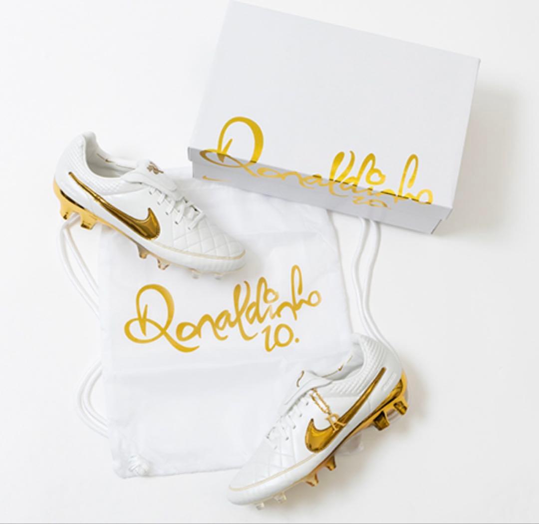 Ronaldinho×NikeTiempoLegend FG26cm