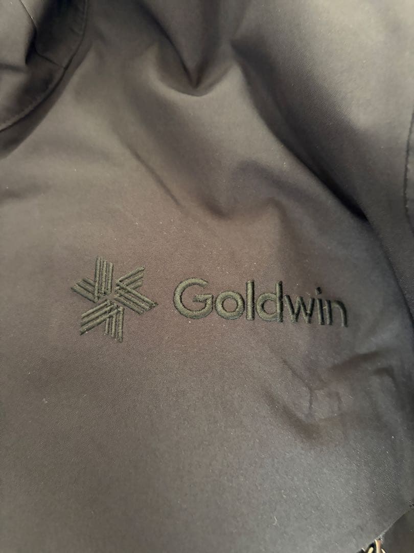 【美品】GOLDWIN G11311P ダウンジャケット S ブラック スキー