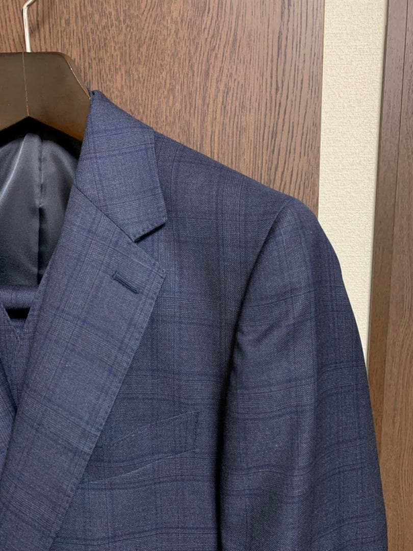 Y5新品未使用！高級イタリアREDA極上ネイビーチェック柄3ピーススーツ！