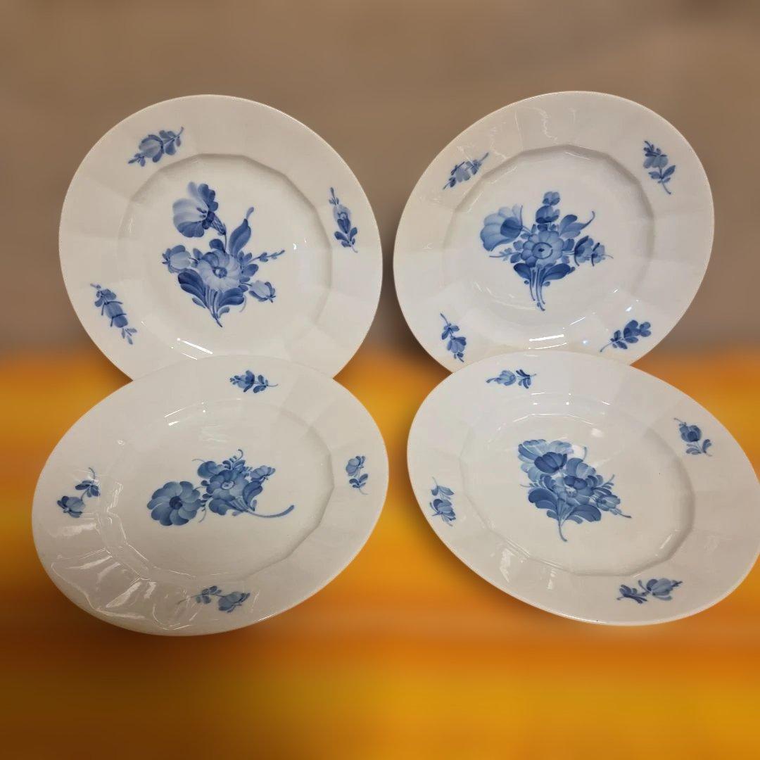 ロイヤルコペンハーゲン　ブルーフラワー　22cmプレート　４セット