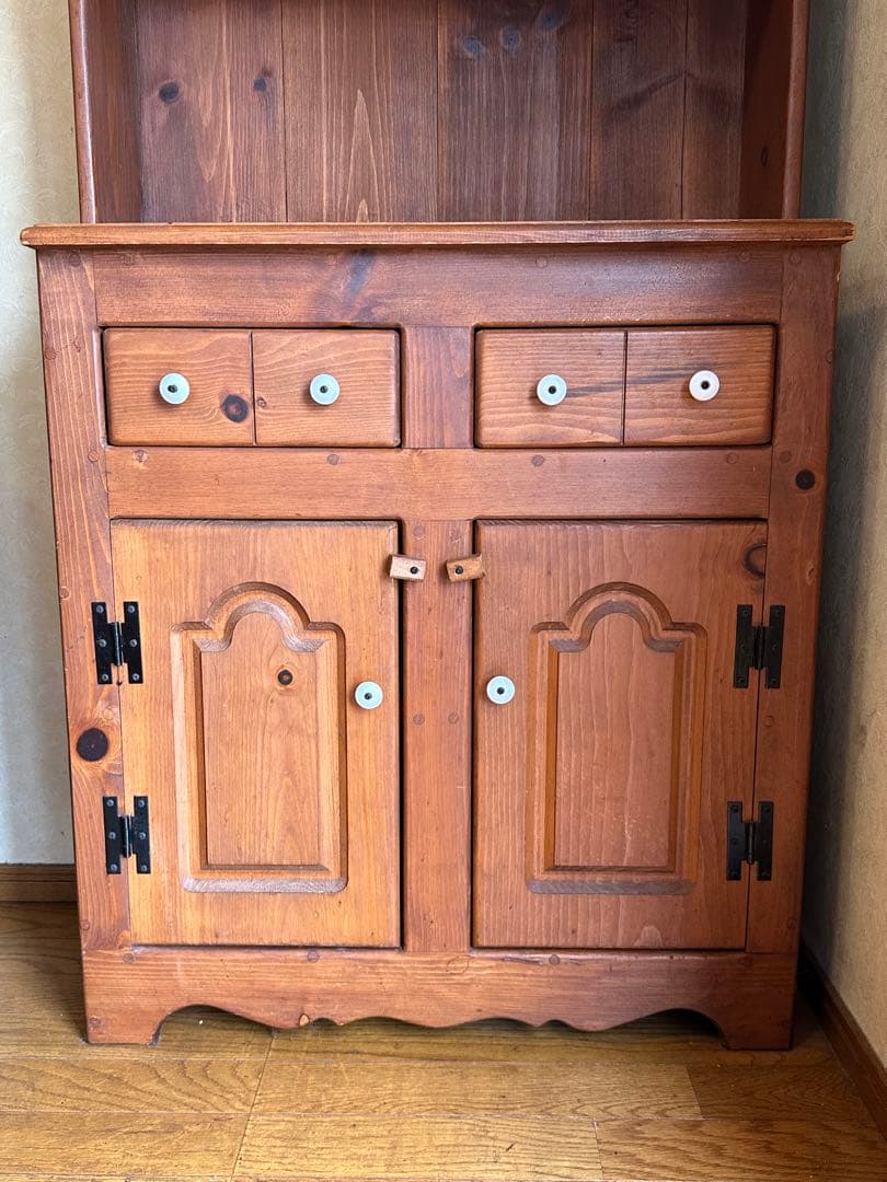 アントステラのカップボード