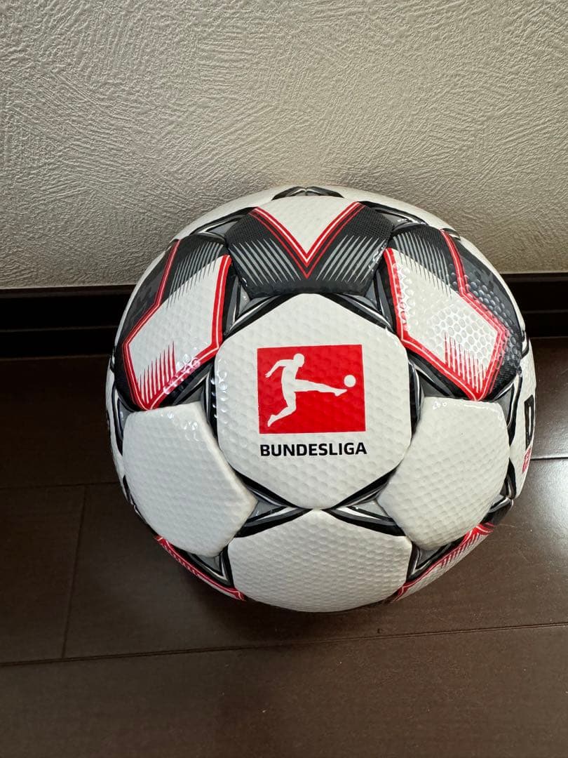 ダービースター サッカーボール 5号球 ブンデスリーガ2018/19 未使用