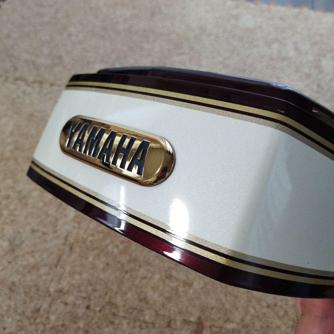 SR400 シートカウル　ミヤビマルーン