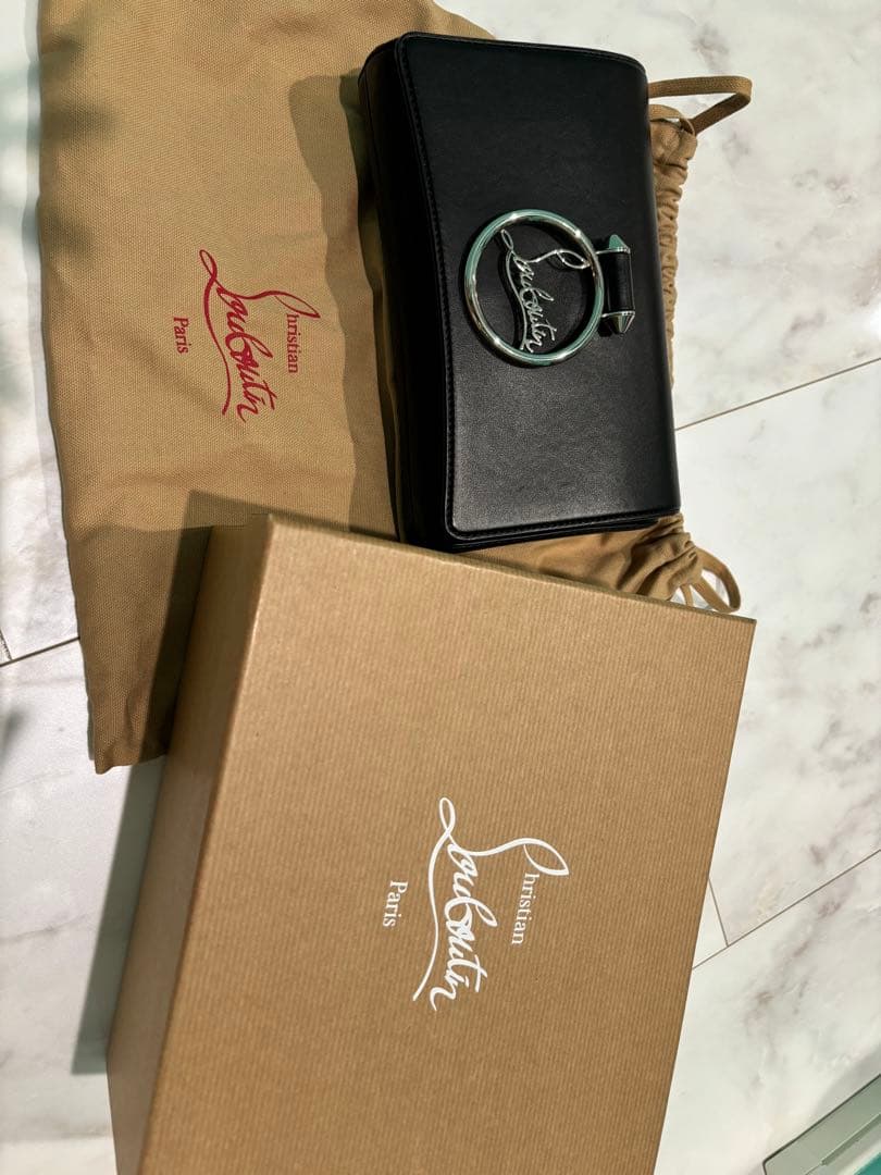 クリスチャンルブタン　クラッチ　ショルダーバック