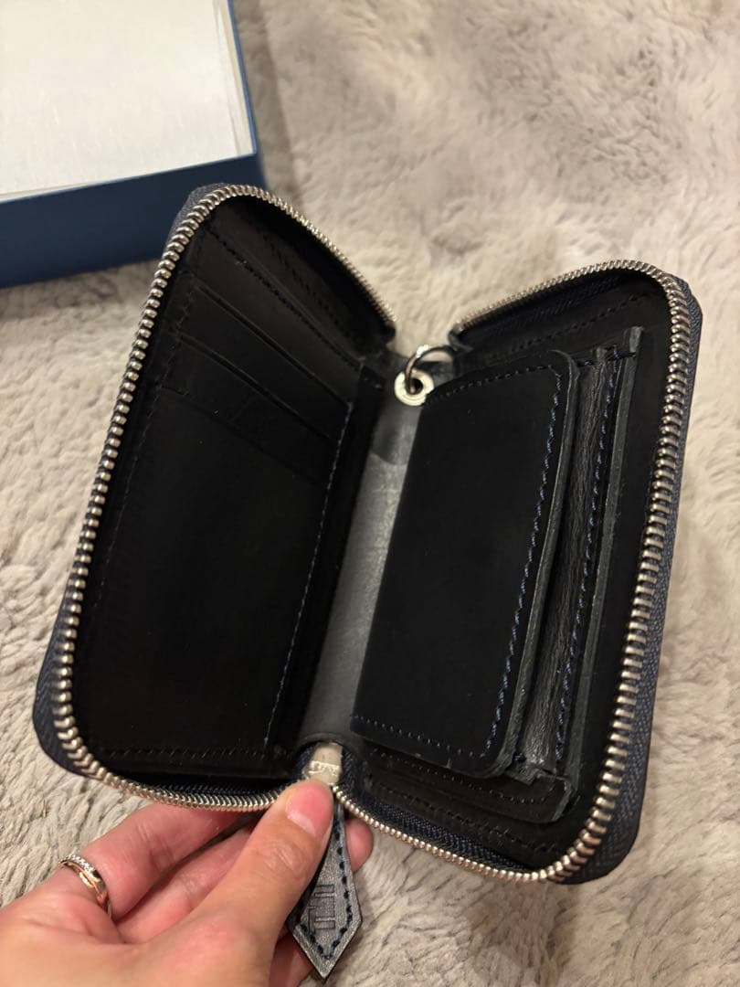 【美品】箱タグありTMT INDIGO LEATHER STADS WALLET