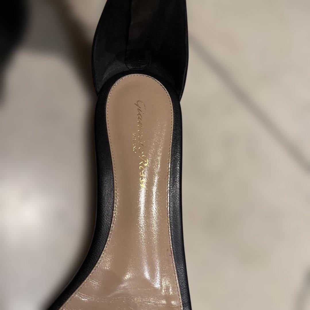 ジャンヴィットロッシサンダル