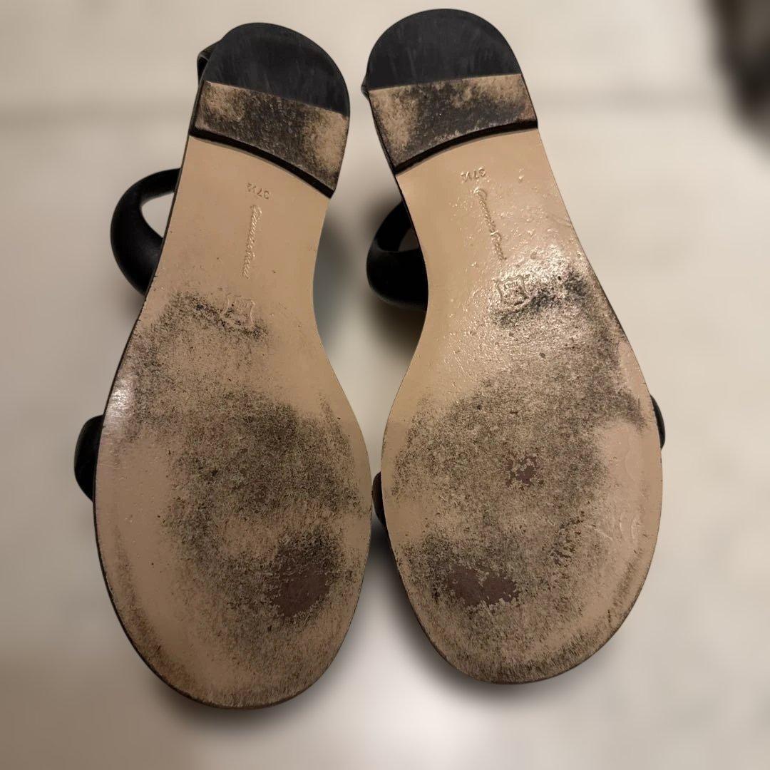 ジャンヴィットロッシサンダル