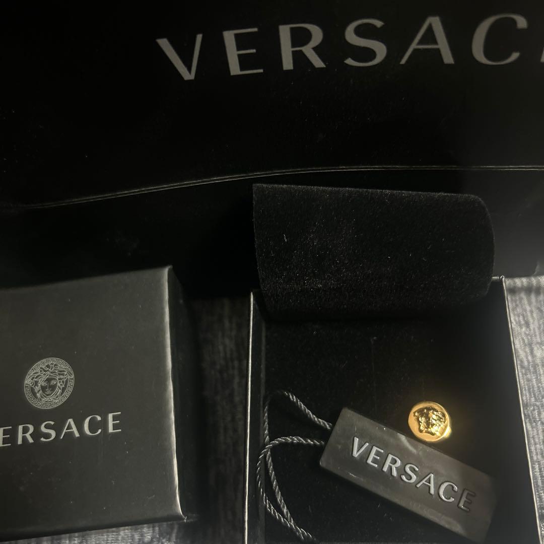 VERSACE ゴールド メデューサ ピアス(片耳用)