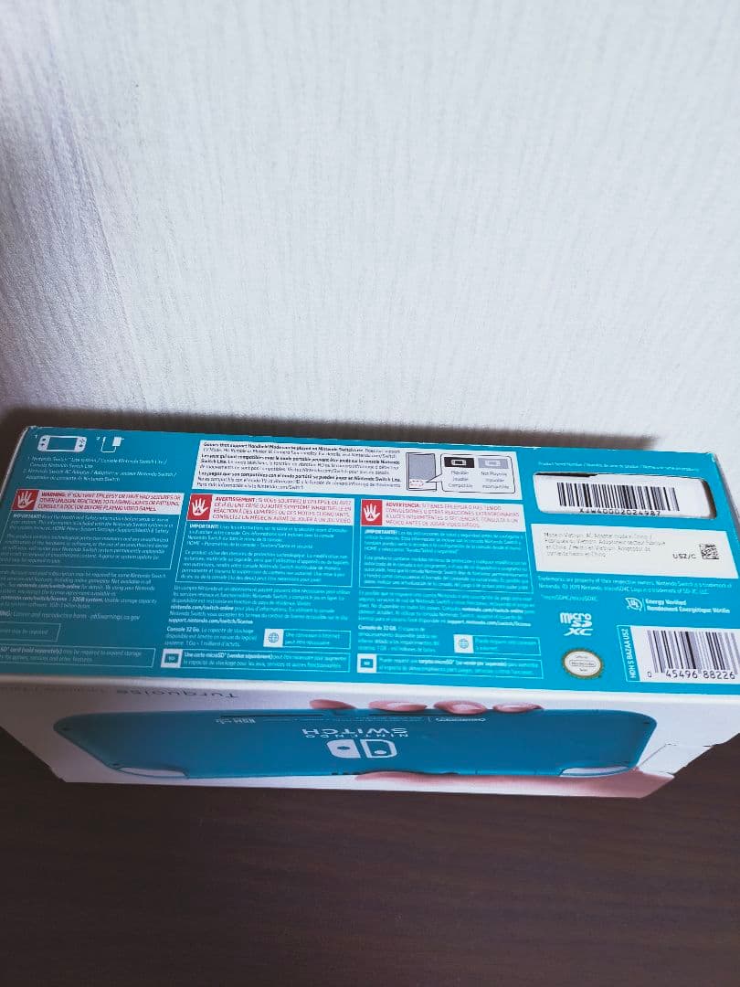 ニンテンドーSwitch　Lite　ターコイズ　ケース付き