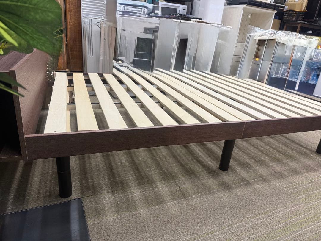 【洗浄消毒作業済】アイリス　セミダブルサイズ　ベッドフレーム