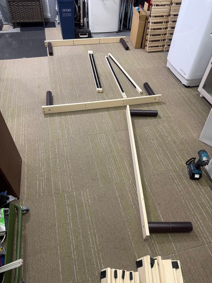 【洗浄消毒作業済】アイリス　セミダブルサイズ　ベッドフレーム