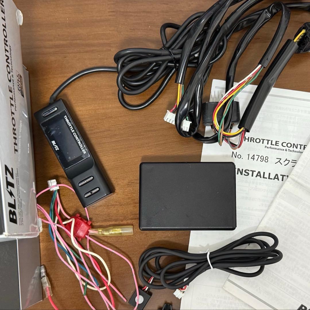 【中古】BLITZ スロコン トヨタ ハイブリッド スクランブル BTHG2