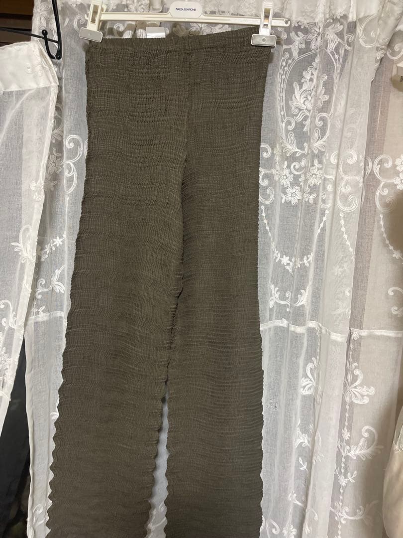 イッセイ　ミヤケ　パンツ