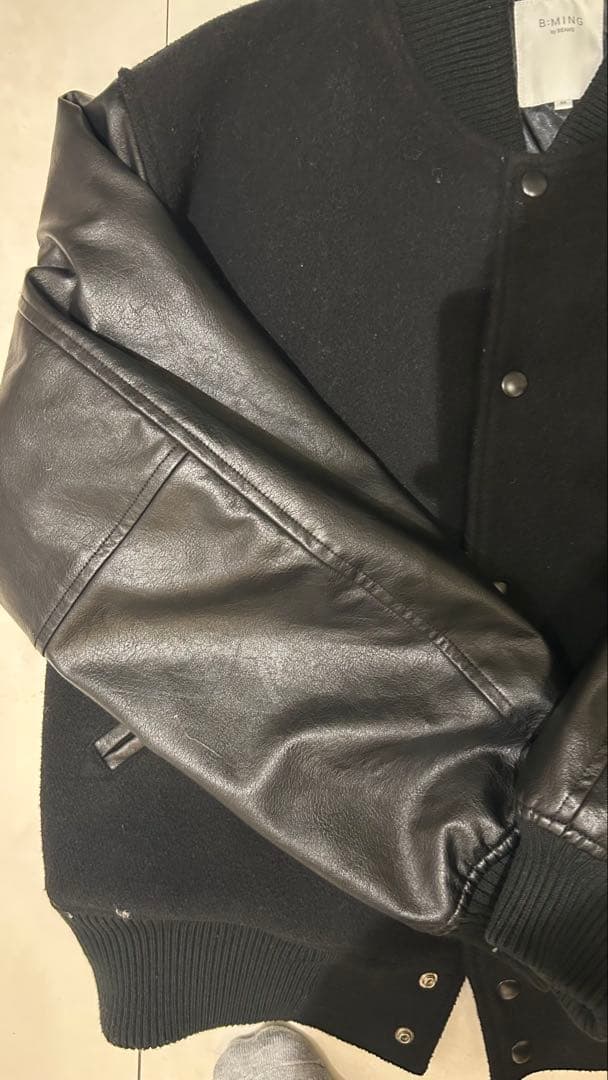 Beams スタジャン　レザー