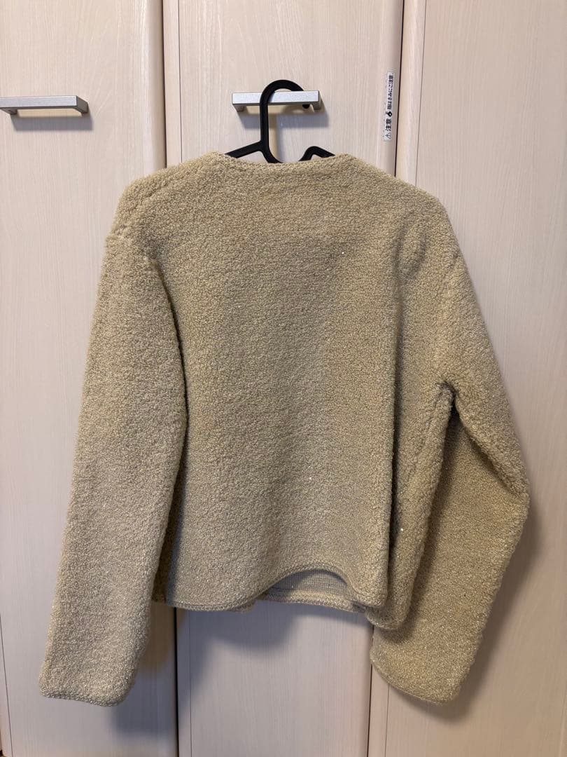 金釦ノーカラーコンパクトラメニットジャケット　KANA