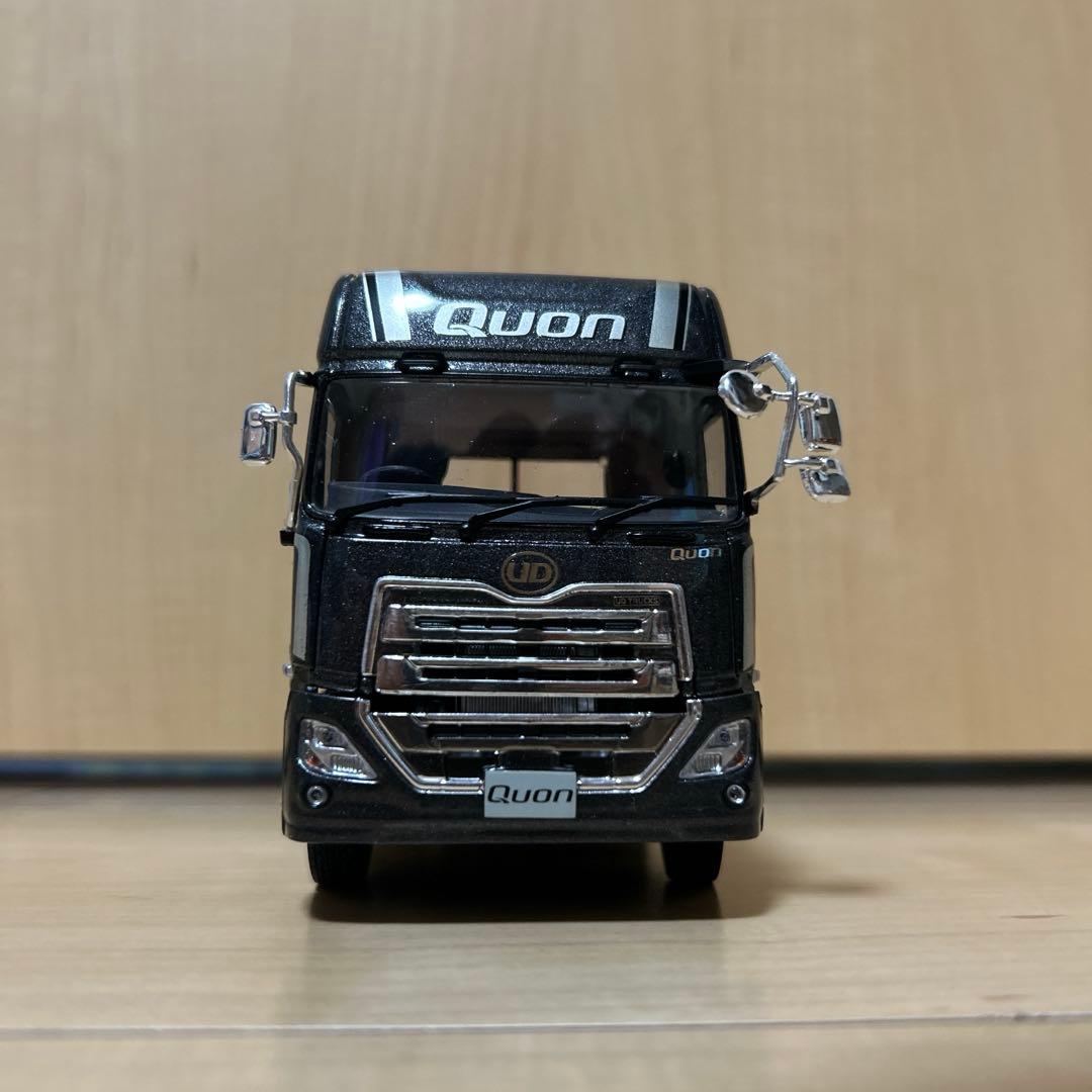 h*e様 UDトラックス　クオン　トラレーラーヘッド 1/43 非売品　ラスト1