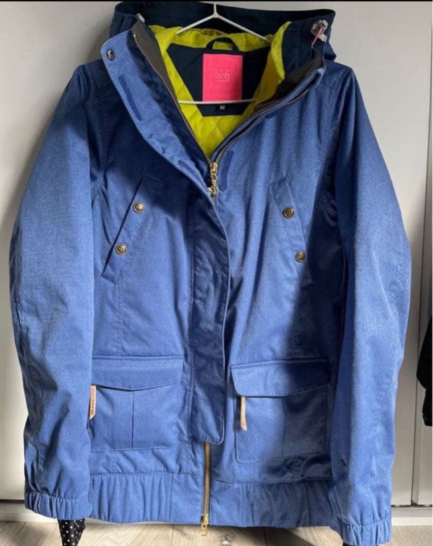 極美品ARG アシックス　スノーボード スノボウェア上M定価59,950円