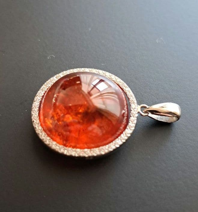 【美品】ネックレス(こんもり丸型)