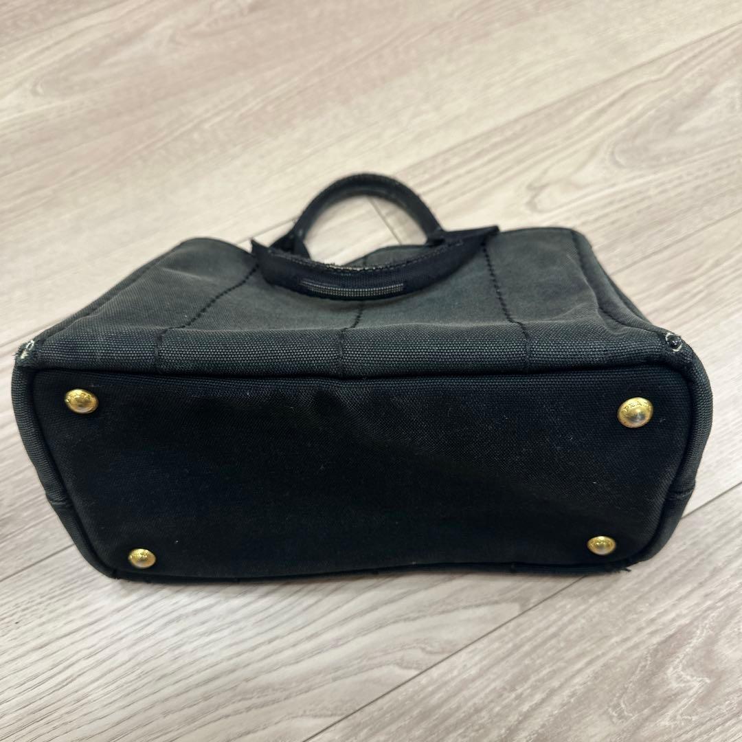 PRADAカナパトートバッグ