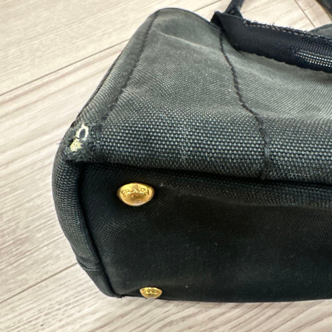 PRADAカナパトートバッグ