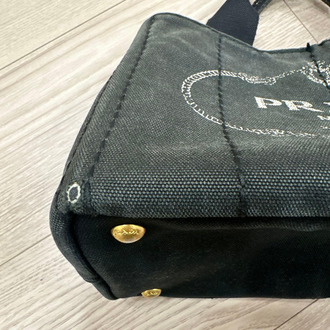 PRADAカナパトートバッグ