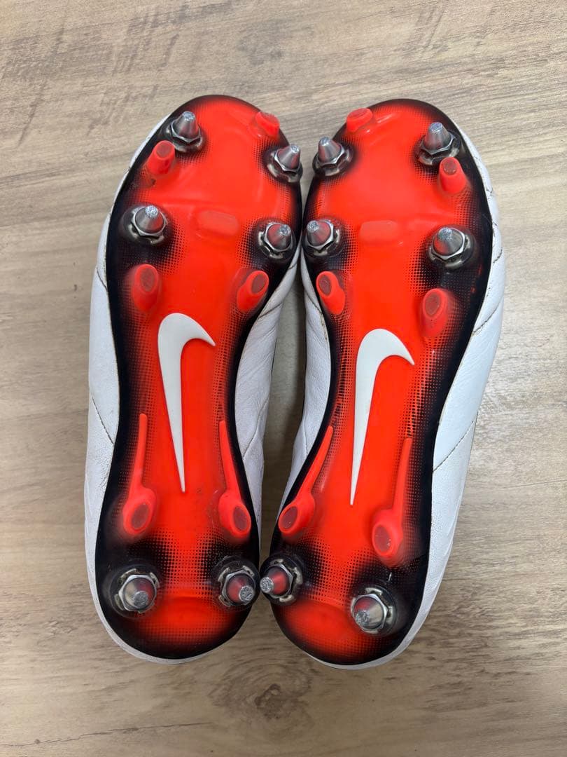 サンフレッチェ広島⭐︎2013年優勝Nike 実使用シューズ サイン入り