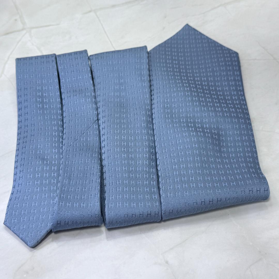 ☆即発 エルメス ファソネ H façonné H シルクネクタイ 水色 極美品