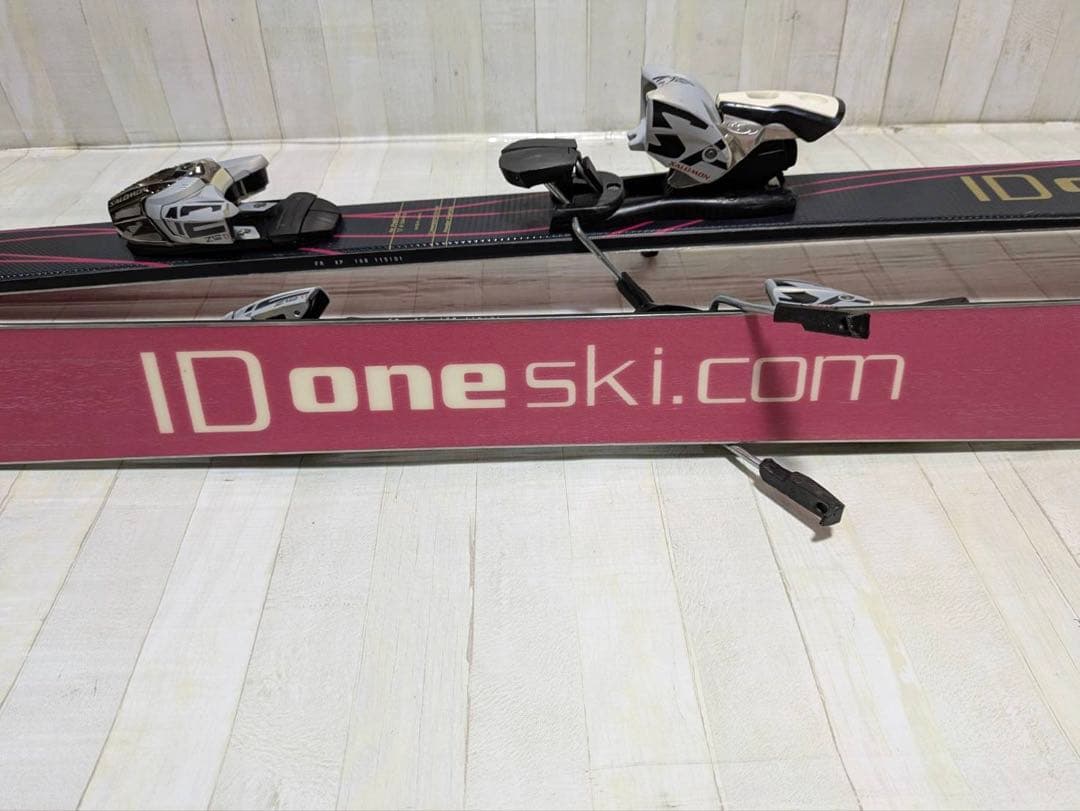 ID one FR-XP 168、salomon Z12 Ti