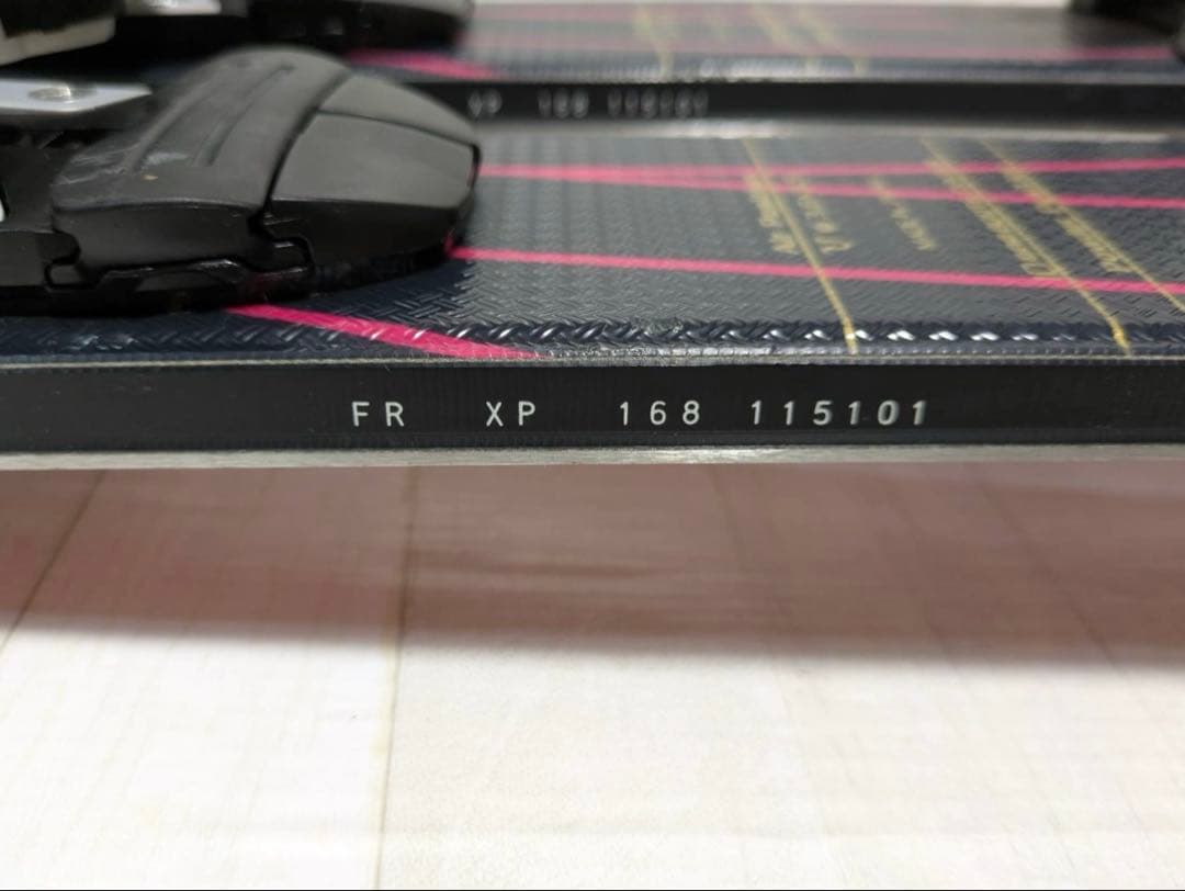 ID one FR-XP 168、salomon Z12 Ti