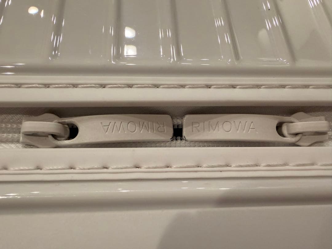 RIMOWA ESSENTIAL チェックイン M