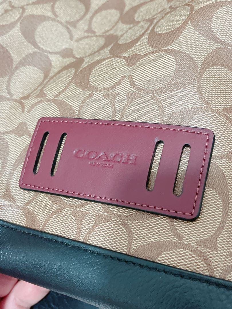 K*5様 コーチ リュック・バックパック ベージュ/黒/赤