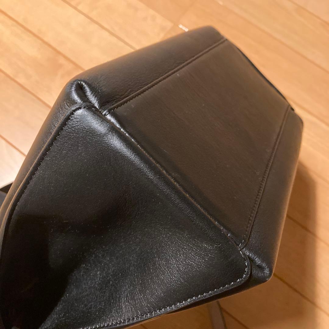 アニヤハインドマーチ ブラックレザー ショルダーバッグ