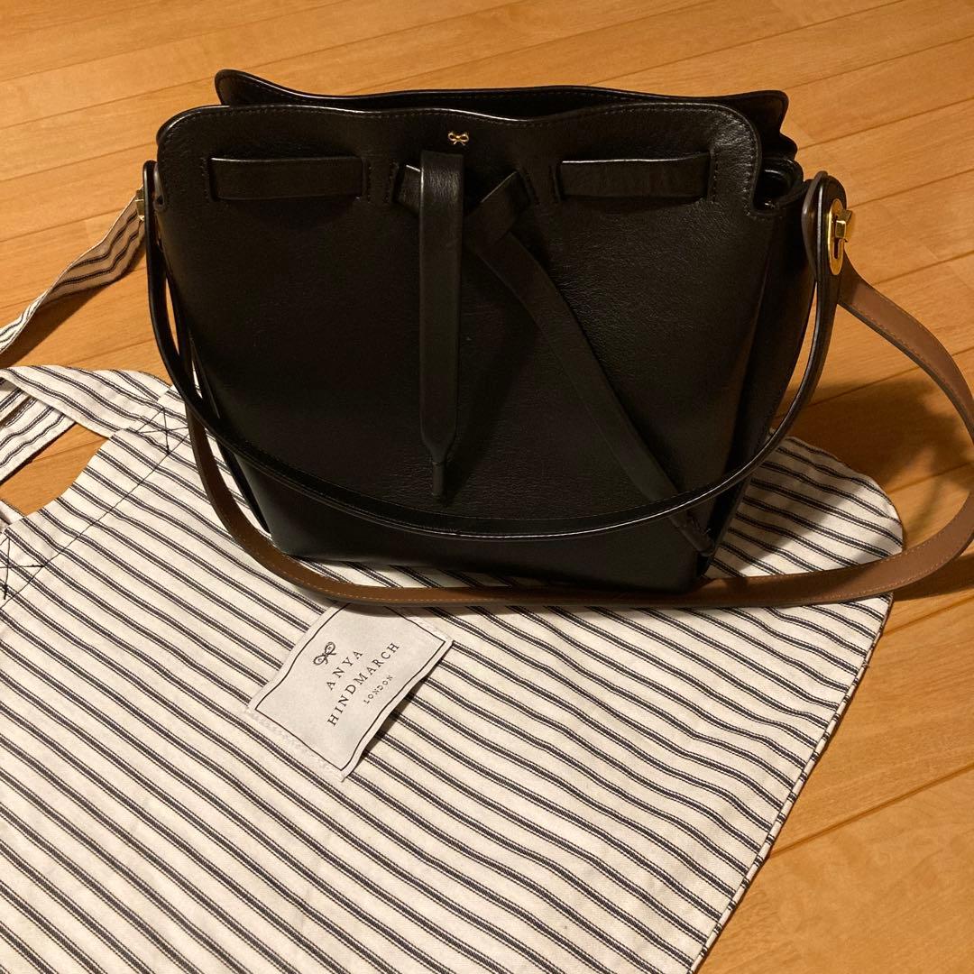 アニヤハインドマーチ ブラックレザー ショルダーバッグ