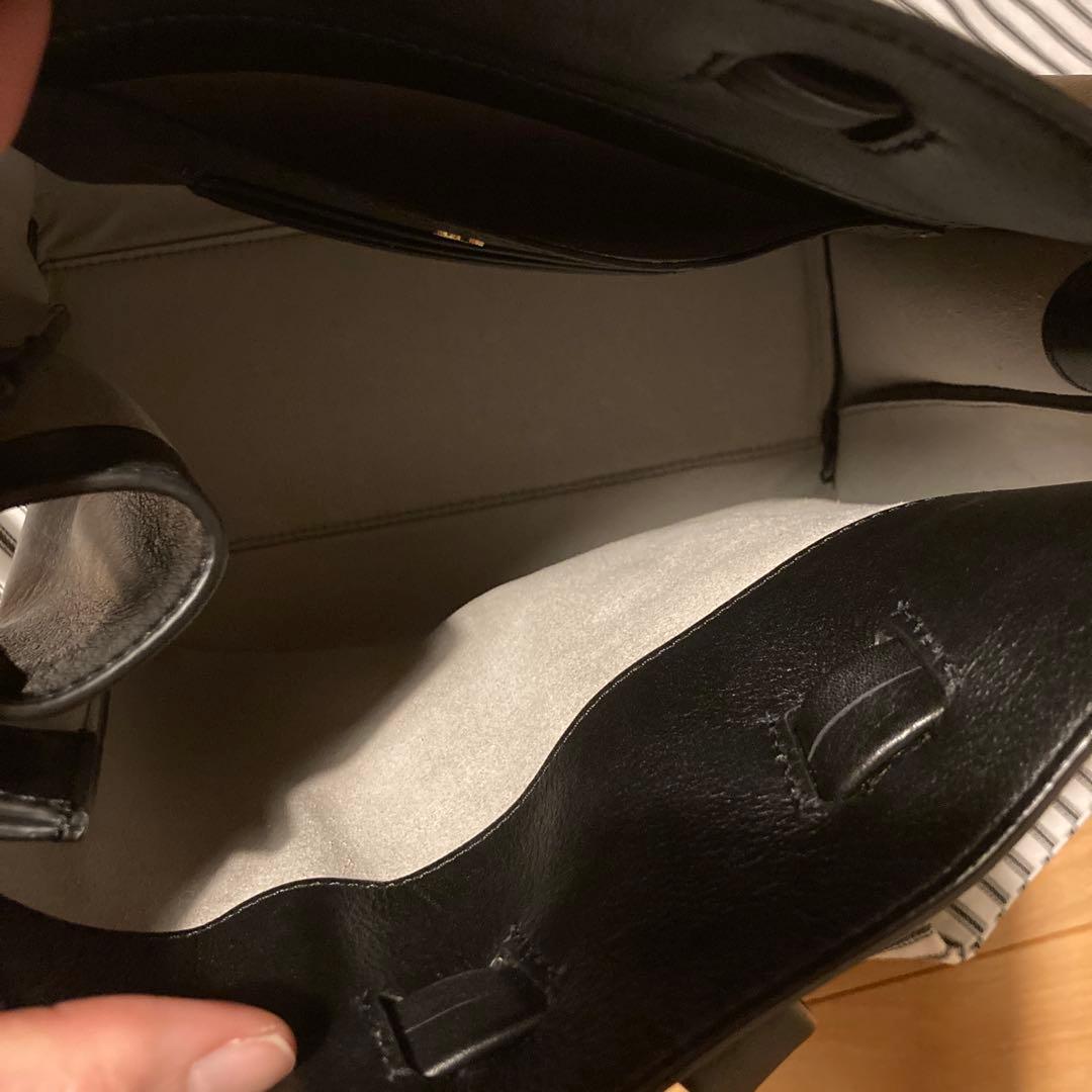 アニヤハインドマーチ ブラックレザー ショルダーバッグ