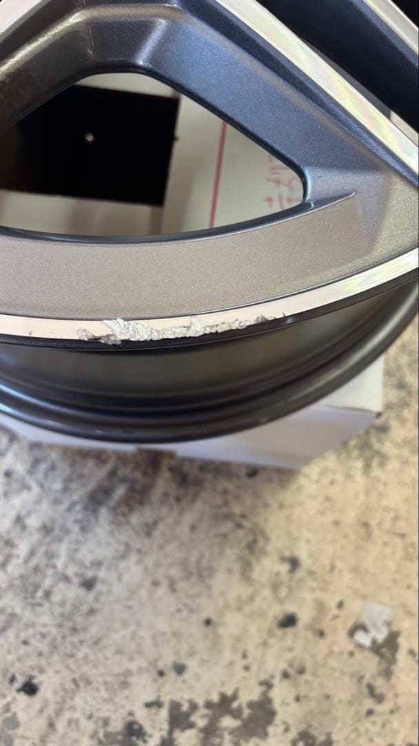 AMG純正ホイール W177　Aクラス　CLA 7.5J×18H2-N　ET49