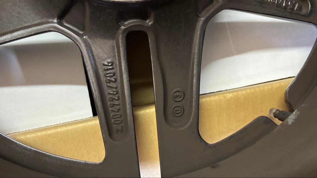 AMG純正ホイール W177　Aクラス　CLA 7.5J×18H2-N　ET49