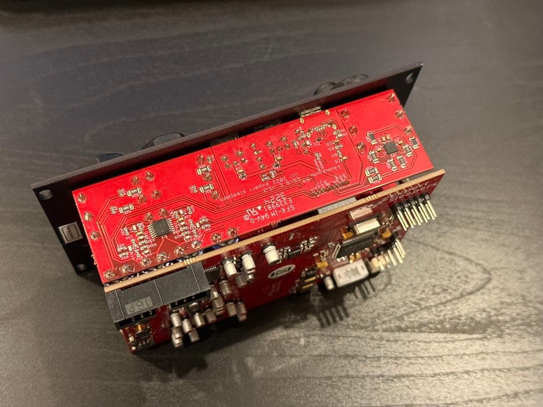 Expert Sleepers ES-9 モジュラーシンセ