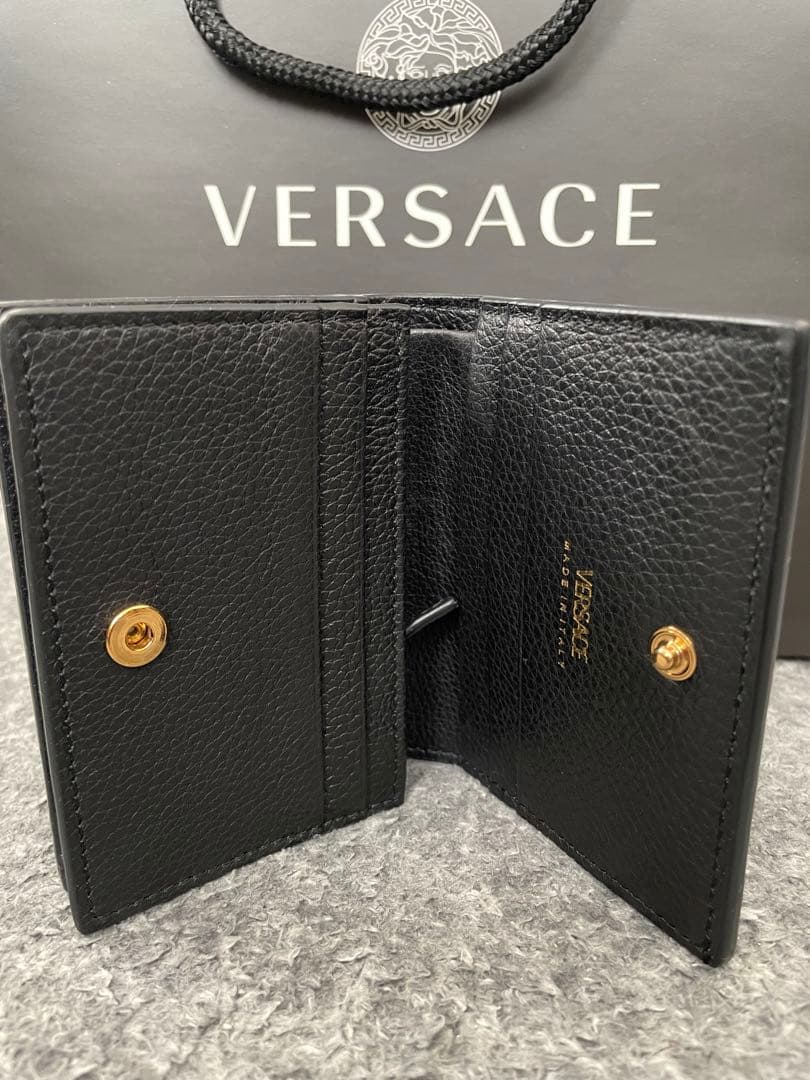 【ココロ 】VERSACE ヴェルサーチ カードケースウォレット