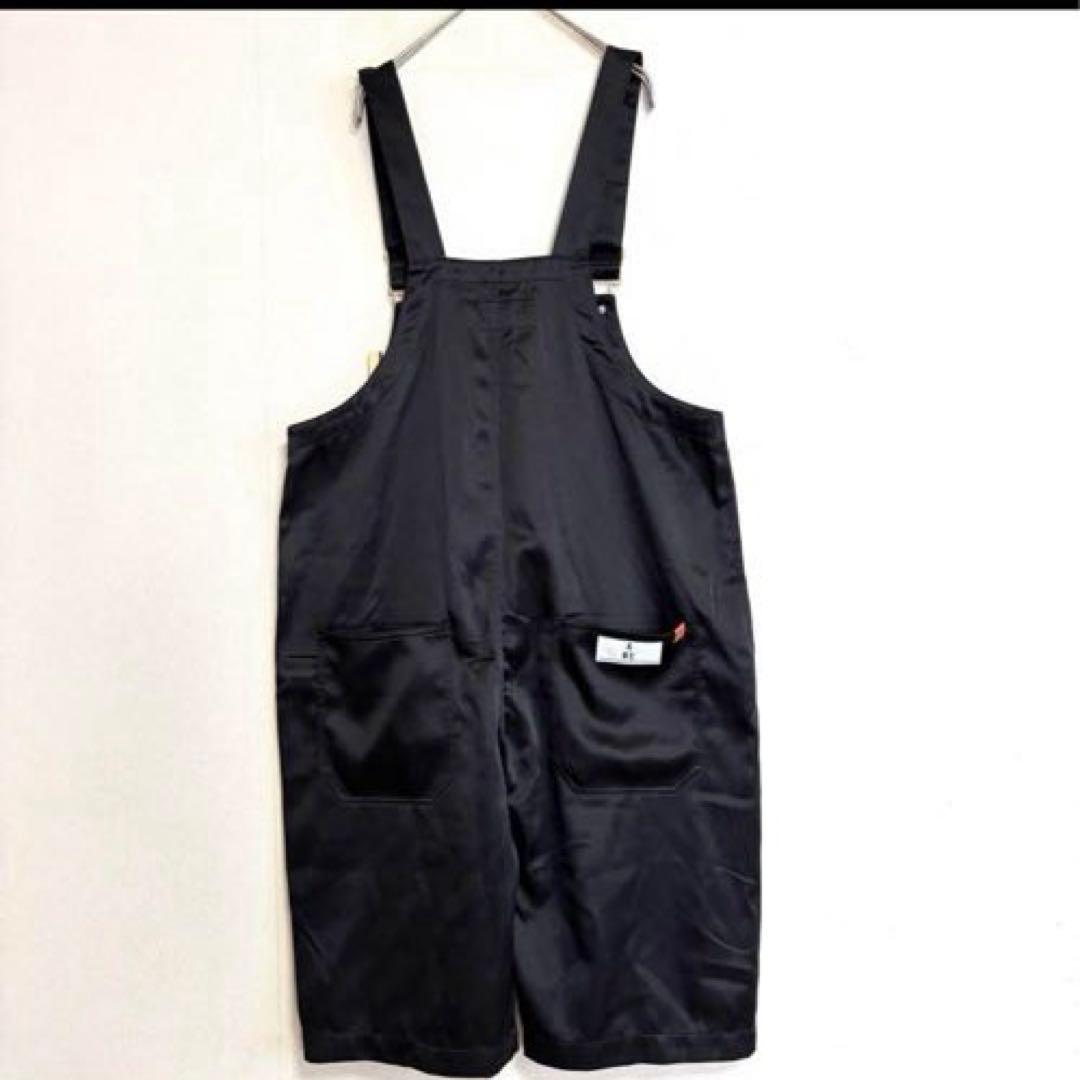 サテン カレンソロジー × ユニバーサルオーバーオール ハーフ丈