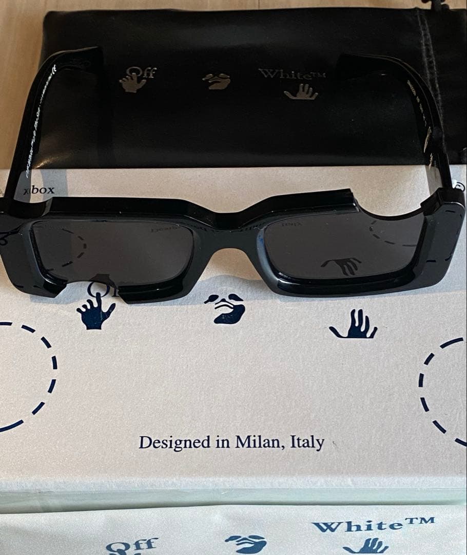 Off-White ブラックサングラス 付属品・インボイス付き