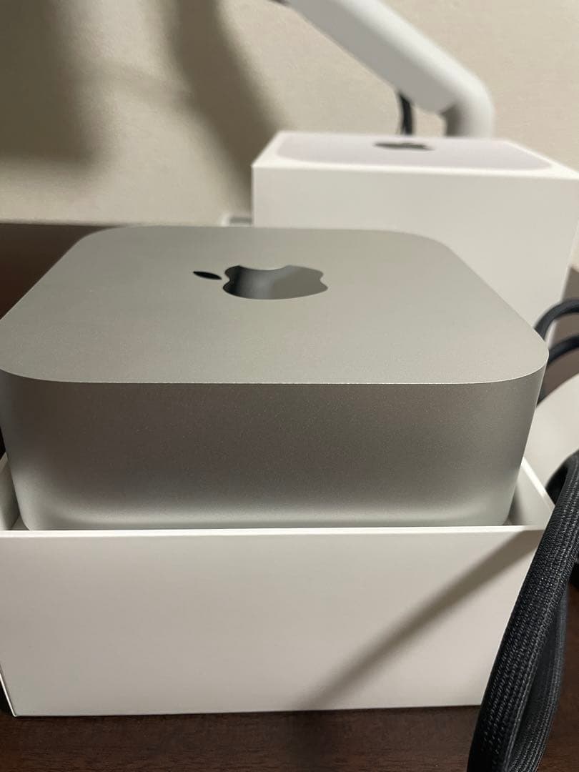 コウさん専用　Apple Mac mini M4 シルバー 本体と電源ケーブル